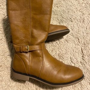 Brown faux leather girls boots